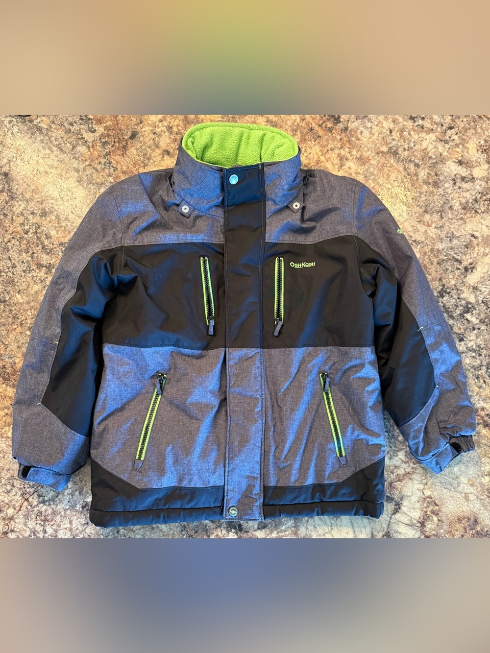 OshKosh B’gosh Boys Size 8 Winter Jacket Gray Black Green Fleece Lined